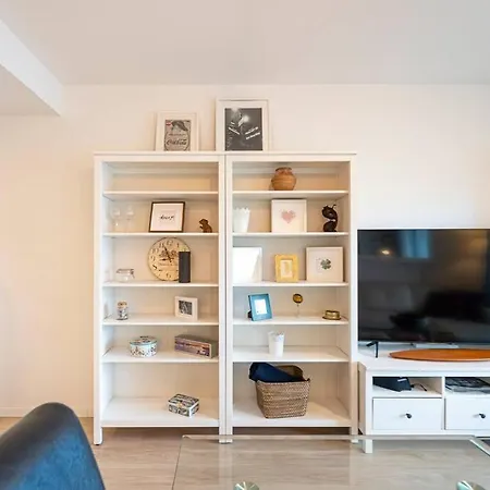Bright & Modern 2bdr *pool *parking Apartment Marbella
