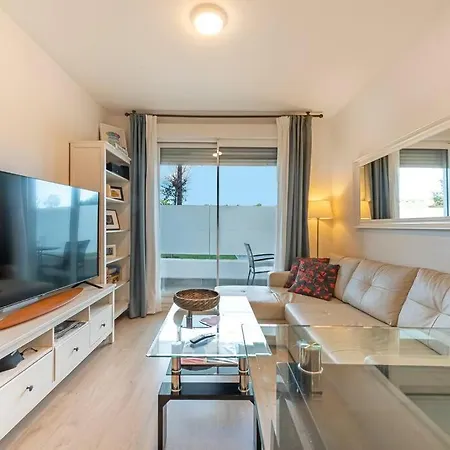 Bright & Modern 2bdr *pool *parking * Marbella